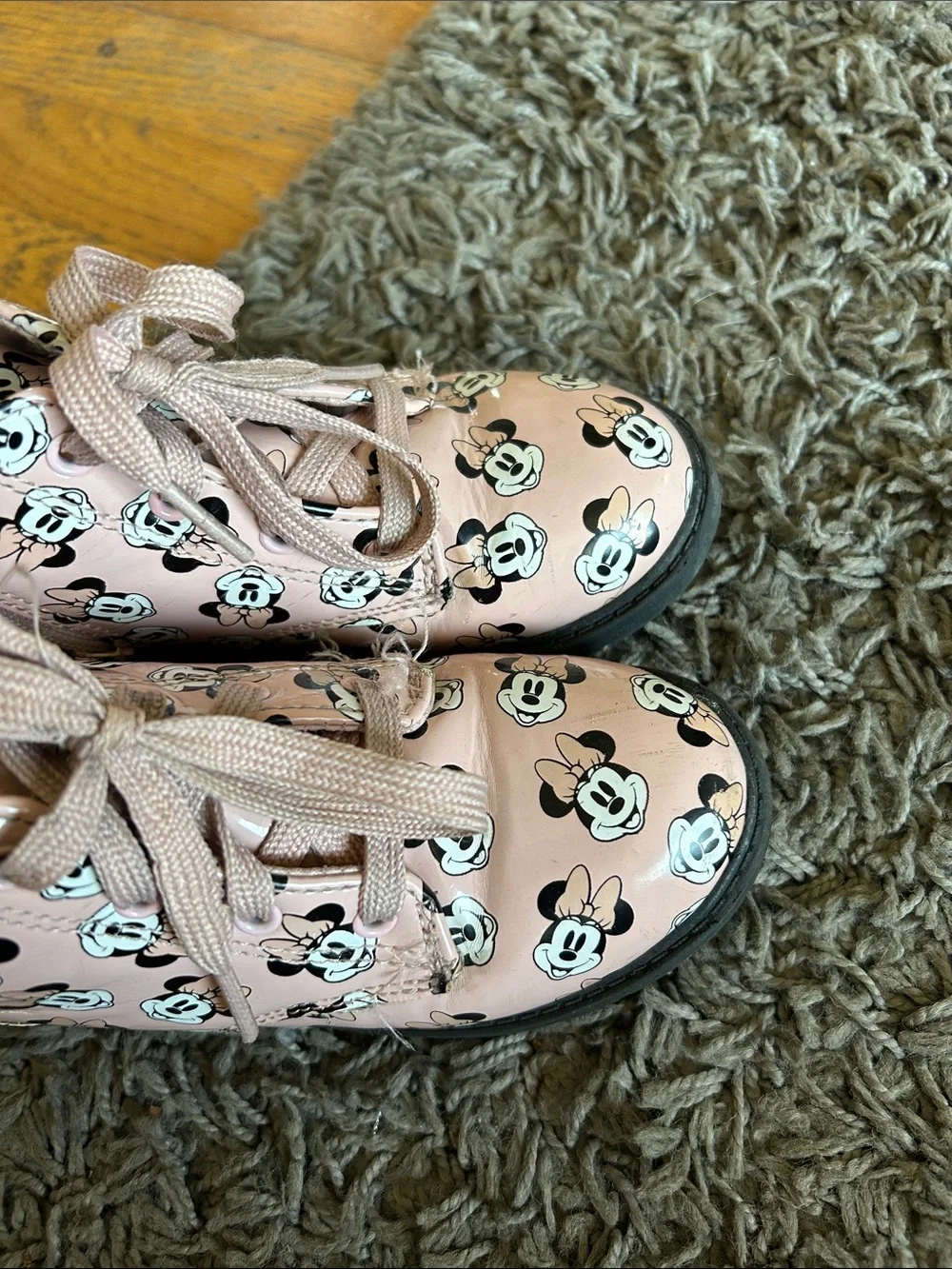 Minnie preowned size
